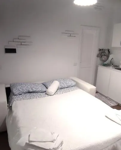 Bed & Breakfast Beb Il Vicoletto 3*